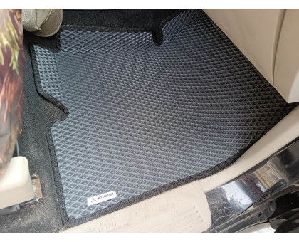 EVA килимки на Mitsubishi Pajero Wagon 4 2007-2021