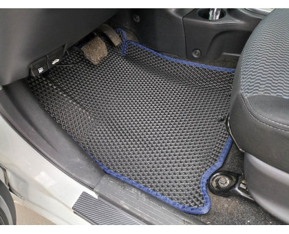 EVA килимки на Nissan Versa Note 2013-