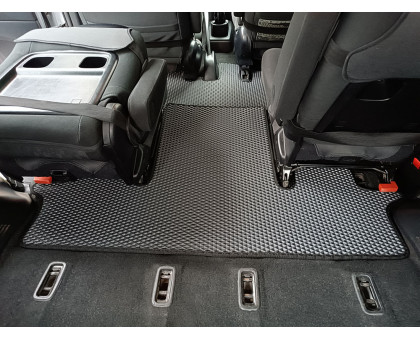 EVA килимки на Toyota Avensis Verso 2001-2009